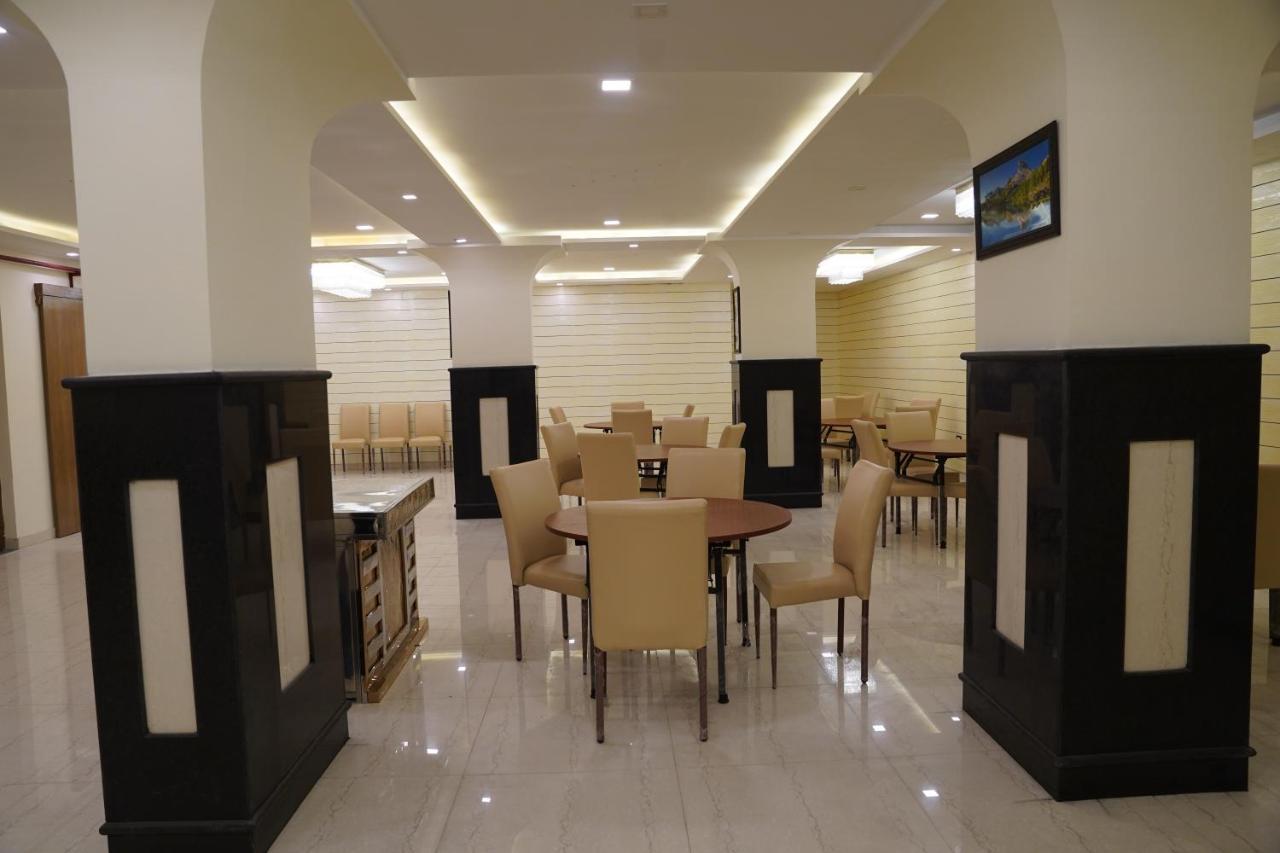Rama Trident, Katra Hotel Katra  Bagian luar foto