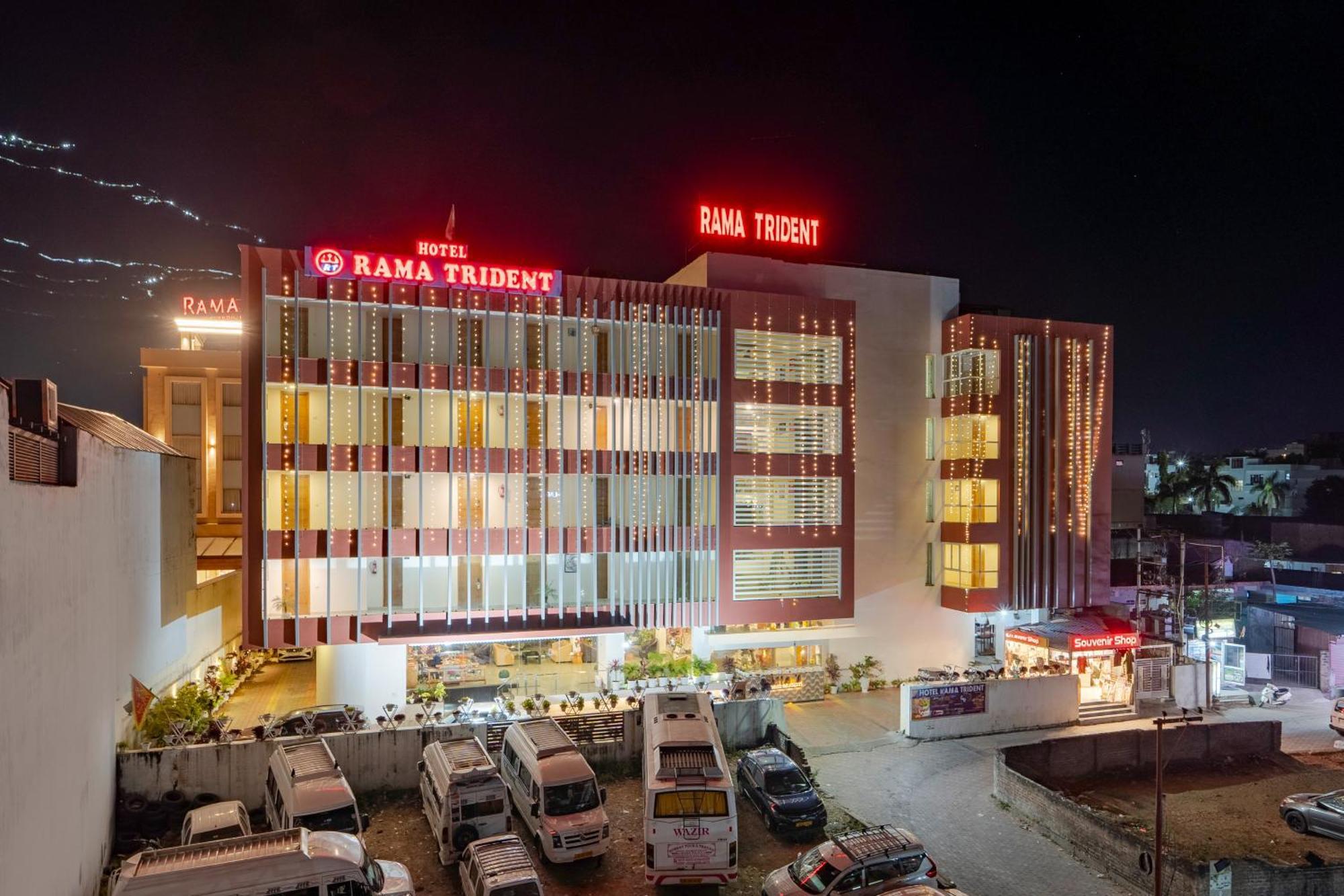 Rama Trident, Katra Hotel Bagian luar foto