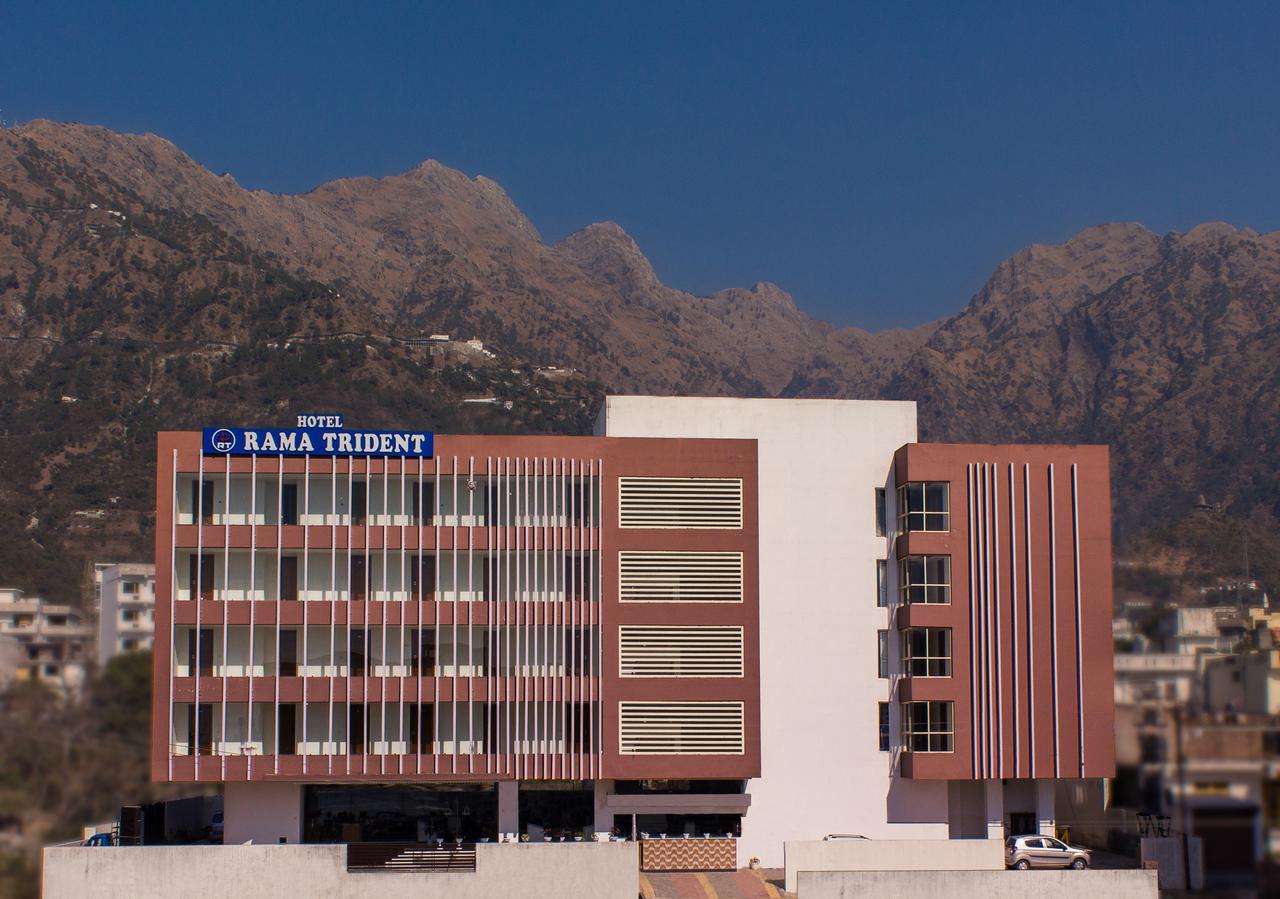 Rama Trident, Katra Hotel Bagian luar foto