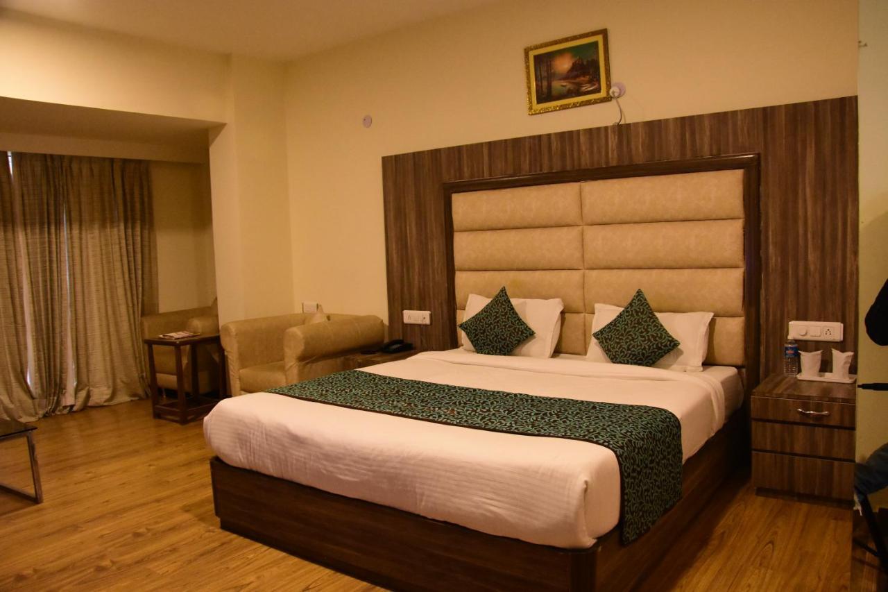 Rama Trident, Katra Hotel Katra  Bagian luar foto